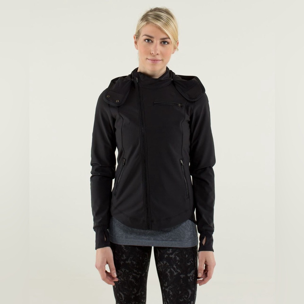 Lululemon Keep It Up Jacket Black size 4